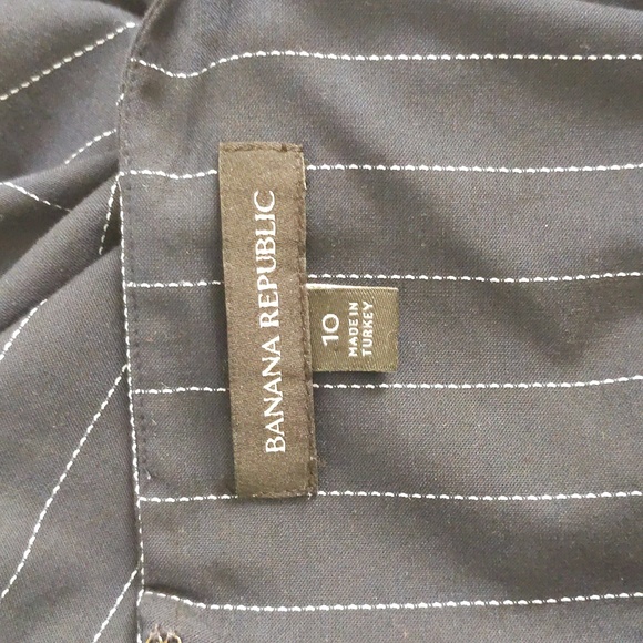 Banana Republic jumpsuit, size 10, blue pinstripe - Picture 4 of 4